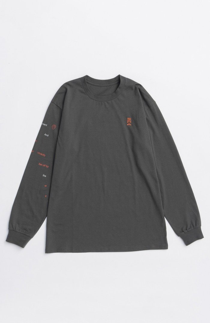 【メゾンスペシャル/MAISON SPECIAL】のUNCHAINED Long Sleeve T-shirt/UNCHAINEDロンTEE インテリア・キッズ・メンズ・レディースファッション・服の通販 founy(ファニー) https://founy.com/ ファッション Fashion レディースファッション Fashion for Women トップス・カットソー Cut & Sew Tops シャツ・ブラウス・オフィスカジュアル Elegant Blouses & Button-Ups ロングTシャツ・Tシャツ Longline T-Shirts & Tees カットソー・ベーシックTシャツ Cut-and-Sewn Tops / Stretch Tees & Basics おすすめ Recommended / Our Picks カットソー Cut and Sewn Top グラフィック Graphic, Graphic Design シンプル Simple, Minimal スリーブ Sleeve, Long Sleeve / Short Sleeve デニム Denim, Jeans Material フロント Front, Front Design プリント Print, Printed Pattern ロング Long, Long-Length ワンポイント One Point, Statement Accent |ID: prp329100004626337 ipo3291000000033244118