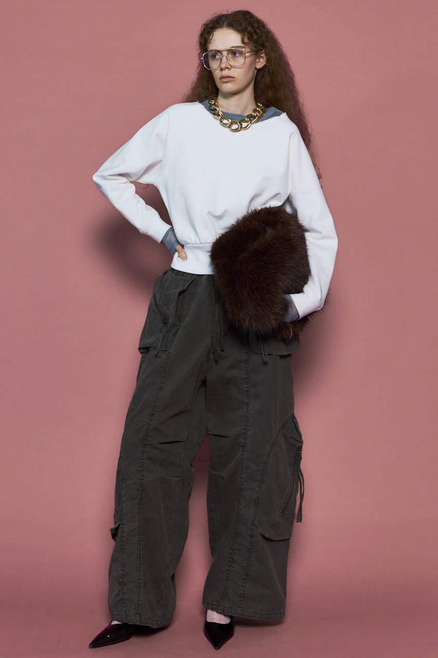 【メゾンスペシャル/MAISON SPECIAL】のSheer Neck Sweatshirt/シアーネックスウェット 人気、トレンドファッション・服の通販 founy(ファニー) 　ファッション　Fashion　レディースファッション　Fashion for Women　トップス・カットソー　Cut & Sew Tops　シャツ・ブラウス・オフィスカジュアル　Elegant Blouses & Button-Ups　レディースパーカー・カジュアルフーディー　Casual Hoodies & Sweatshirts　ロングTシャツ・Tシャツ　Longline T-Shirts & Tees　スウェット・クルーネックトップス　Sweatshirts & Crewnecks / Relaxed Fit Sweat Tops　カットソー・ベーシックTシャツ　Cut-and-Sewn Tops / Stretch Tees & Basics　シアー　Sheer, See-Through　シンプル　Simple, Minimal　スウェット / スエット　Sweatshirt, Sweatwear　ドッキング　Docking, Mixed Material　ベーシック　Basic, Essential　春　Spring　秋　Autumn　other-8|ID: prp329100004626349 ipo3291000000033244250