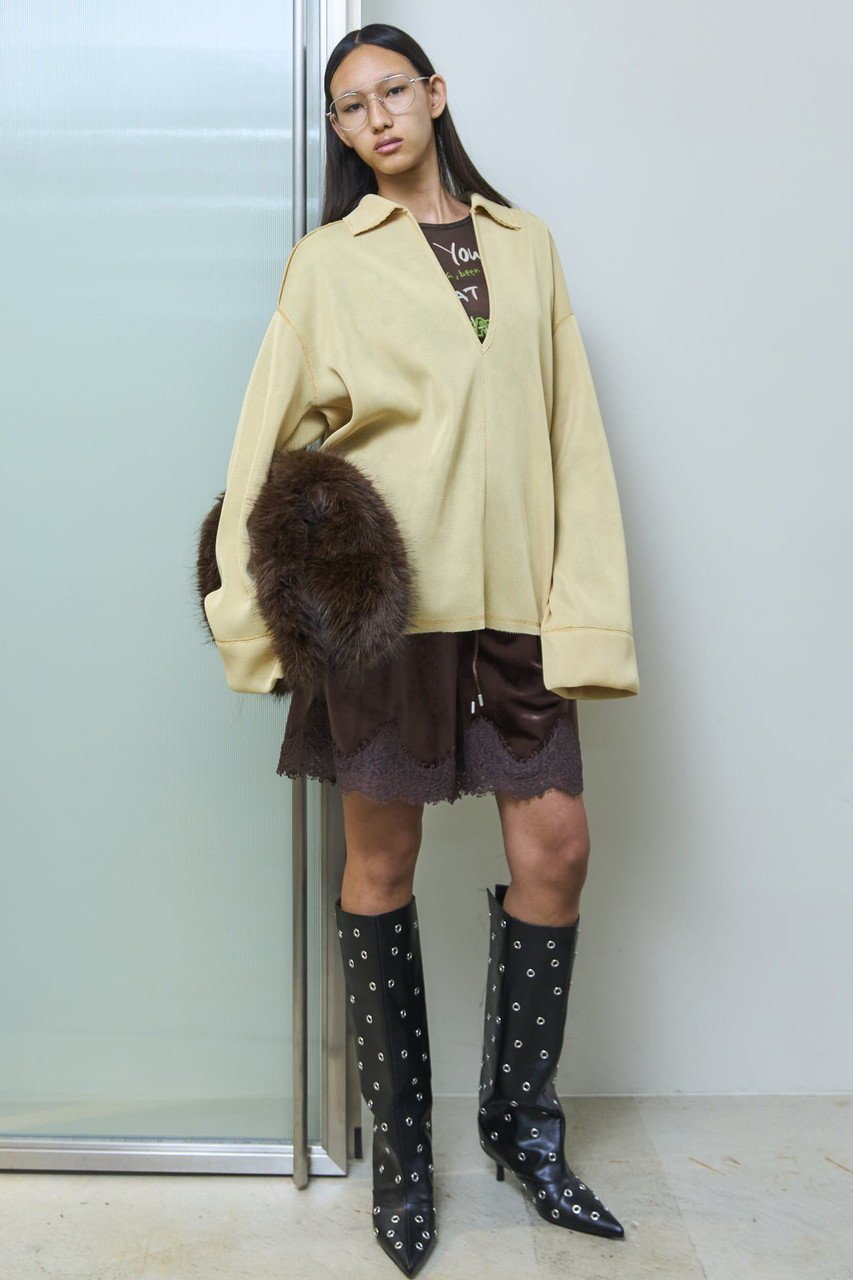 【メゾンスペシャル/MAISON SPECIAL】のSheer Mesh Collar Pullover/シアーメッシュカラープルオーバー 人気、トレンドファッション・服の通販 founy(ファニー) 　ファッション　Fashion　レディースファッション　Fashion for Women　トップス・カットソー　Cut & Sew Tops　シャツ・ブラウス・オフィスカジュアル　Elegant Blouses & Button-Ups　ロングTシャツ・Tシャツ　Longline T-Shirts & Tees　カジュアルプルオーバー・ニットトップス　Pullovers & Knit Tops / Casual Pullovers　カットソー・ベーシックTシャツ　Cut-and-Sewn Tops / Stretch Tees & Basics　2025年　2025　2025-2026秋冬・A/W　Autumn/Winter 2025–26 AW25–26　シンプル　Simple, Minimal　スリーブ　Sleeve, Long Sleeve / Short Sleeve　フロント　Front, Front Design　メッシュ　Mesh, Net Fabric　メンズ　Men's, Menswear　ロング　Long, Long-Length　A/W・秋冬　Autumn/Winter　other-6|ID: prp329100004626361 ipo3291000000033244348