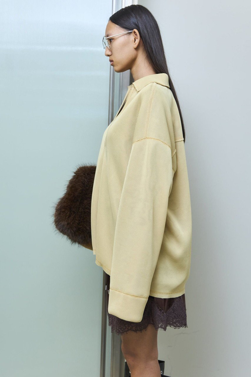【メゾンスペシャル/MAISON SPECIAL】のSheer Mesh Collar Pullover/シアーメッシュカラープルオーバー 人気、トレンドファッション・服の通販 founy(ファニー) 　ファッション　Fashion　レディースファッション　Fashion for Women　トップス・カットソー　Cut & Sew Tops　シャツ・ブラウス・オフィスカジュアル　Elegant Blouses & Button-Ups　ロングTシャツ・Tシャツ　Longline T-Shirts & Tees　カジュアルプルオーバー・ニットトップス　Pullovers & Knit Tops / Casual Pullovers　カットソー・ベーシックTシャツ　Cut-and-Sewn Tops / Stretch Tees & Basics　2025年　2025　2025-2026秋冬・A/W　Autumn/Winter 2025–26 AW25–26　シンプル　Simple, Minimal　スリーブ　Sleeve, Long Sleeve / Short Sleeve　フロント　Front, Front Design　メッシュ　Mesh, Net Fabric　メンズ　Men's, Menswear　ロング　Long, Long-Length　A/W・秋冬　Autumn/Winter　other-8|ID: prp329100004626361 ipo3291000000033244350