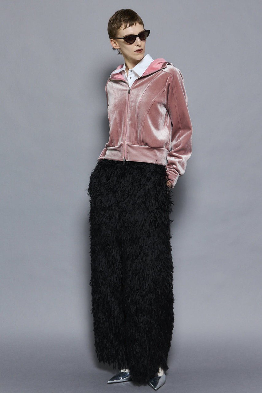 【メゾンスペシャル/MAISON SPECIAL】のVelor Cardboard Hoodie/ベロアダンボールフーディ 人気、トレンドファッション・服の通販 founy(ファニー) 　ファッション　Fashion　レディースファッション　Fashion for Women　トップス・カットソー　Cut & Sew Tops　シャツ・ブラウス・オフィスカジュアル　Elegant Blouses & Button-Ups　レディースパーカー・カジュアルフーディー　Casual Hoodies & Sweatshirts　ロングTシャツ・Tシャツ　Longline T-Shirts & Tees　スウェット・クルーネックトップス　Sweatshirts & Crewnecks / Relaxed Fit Sweat Tops　カットソー・ベーシックTシャツ　Cut-and-Sewn Tops / Stretch Tees & Basics　ベロアトップス　Velour Tops / Velvet-Look Items　2025年　2025　2025-2026秋冬・A/W　Autumn/Winter 2025–26 AW25–26　ストレッチ　Stretch, Stretchy Fabric　パーカー　Hoodie, Parka　ベロア　Velour, Soft Velvet　ボンディング　Bonding, Bonded Fabric　リュクス　Luxury, Elegant, High-End, Chic　リラックス　Relax, Relaxed Fit　ロング　Long, Long-Length　エレガント 上品　Elegant　A/W・秋冬　Autumn/Winter　防寒　Cold Protection, Winter-Ready　other-7|ID: prp329100004626362 ipo3291000000033244368