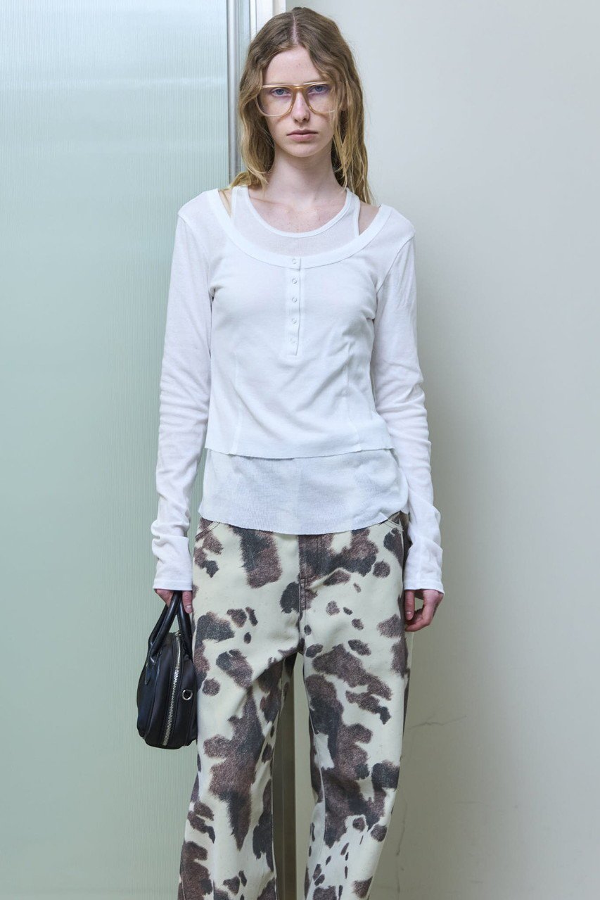 【メゾンスペシャル/MAISON SPECIAL】のLayered Henley Neck Tops/レイヤードヘンリーネックトップス 人気、トレンドファッション・服の通販 founy(ファニー) ファッション Fashion レディースファッション Fashion for Women トップス・カットソー Cut & Sew Tops シャツ・ブラウス・オフィスカジュアル Elegant Blouses & Button-Ups ロングTシャツ・Tシャツ Longline T-Shirts & Tees カットソー・ベーシックTシャツ Cut-and-Sewn Tops / Stretch Tees & Basics シンプル Simple, Minimal スリーブ Sleeve, Long Sleeve / Short Sleeve ロング Long, Long-Length other-3|ID: prp329100004626369 ipo3291000000033244418