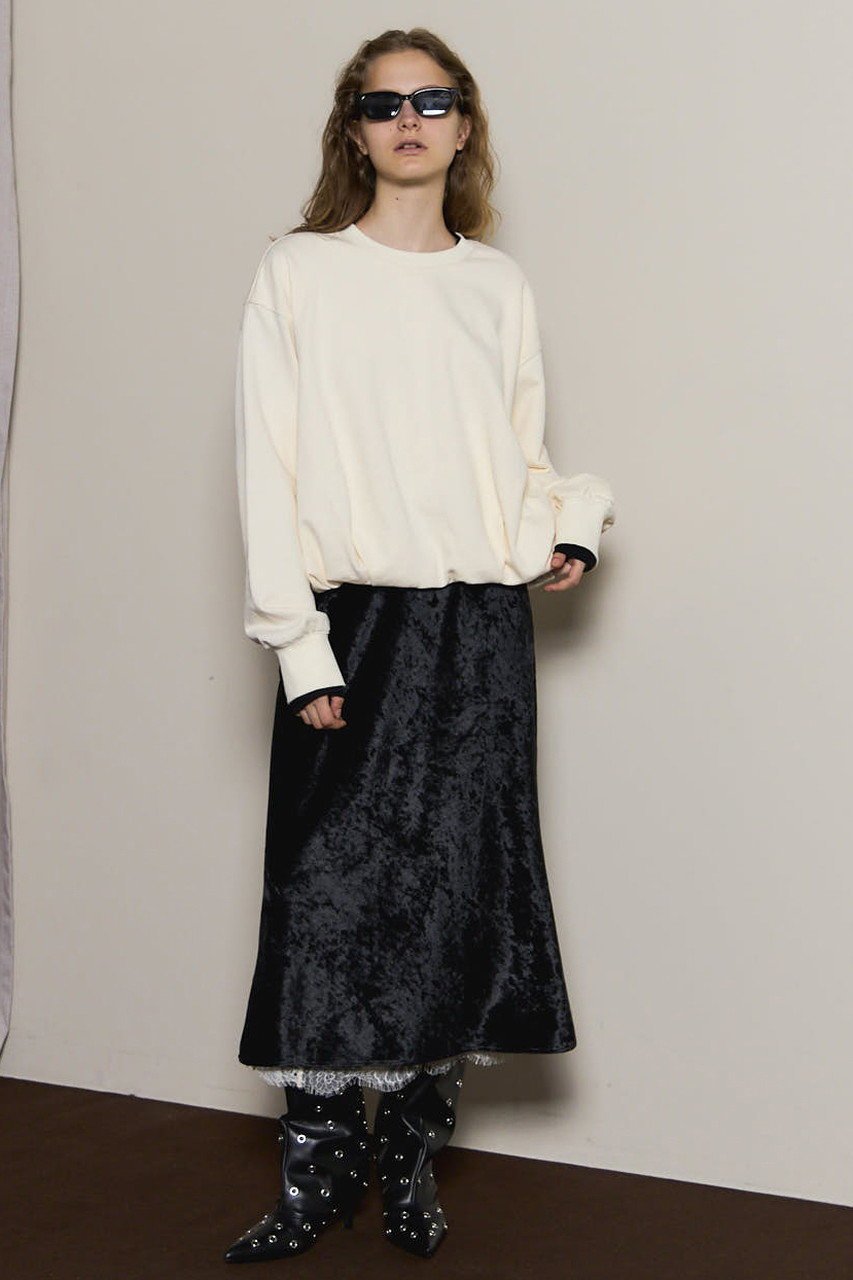 【メゾンスペシャル/MAISON SPECIAL】のBalloon Short Sweatshirt/バルーンショートスウェット 人気、トレンドファッション・服の通販 founy(ファニー) 　ファッション　Fashion　レディースファッション　Fashion for Women　トップス・カットソー　Cut & Sew Tops　シャツ・ブラウス・オフィスカジュアル　Elegant Blouses & Button-Ups　レディースパーカー・カジュアルフーディー　Casual Hoodies & Sweatshirts　ロングTシャツ・Tシャツ　Longline T-Shirts & Tees　スウェット・クルーネックトップス　Sweatshirts & Crewnecks / Relaxed Fit Sweat Tops　カットソー・ベーシックTシャツ　Cut-and-Sewn Tops / Stretch Tees & Basics　おすすめ　Recommended / Our Picks　シンプル　Simple, Minimal　スウェット / スエット　Sweatshirt, Sweatwear　バルーン　Balloon, Balloon Silhouette　フェミニン　Feminine, Girly　春　Spring　無地　Plain, Solid Color　秋　Autumn　other-2|ID: prp329100004626372 ipo3291000000033244431