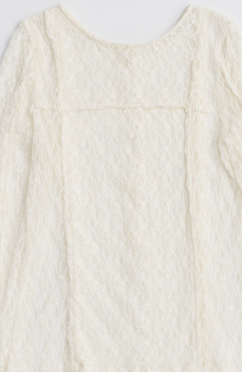 【メゾンスペシャル/MAISON SPECIAL】のLace Tops/レーストップス 人気、トレンドファッション・服の通販 founy(ファニー) 　ファッション　Fashion　レディースファッション　Fashion for Women　トップス・カットソー　Cut & Sew Tops　シャツ・ブラウス・オフィスカジュアル　Elegant Blouses & Button-Ups　ロングTシャツ・Tシャツ　Longline T-Shirts & Tees　カットソー・ベーシックTシャツ　Cut-and-Sewn Tops / Stretch Tees & Basics　ストレッチ　Stretch, Stretchy Fabric　スリーブ　Sleeve, Long Sleeve / Short Sleeve　パターン　Pattern, Design Print　フィット　Fit, Slim Fit　フェミニン　Feminine, Girly　レース　Lace, Lace Fabric　ロング　Long, Long-Length　A/W・秋冬　Autumn/Winter　2025年　2025　2025-2026秋冬・A/W　Autumn/Winter 2025–26 AW25–26　other-6|ID: prp329100004626388 ipo3291000000033244581
