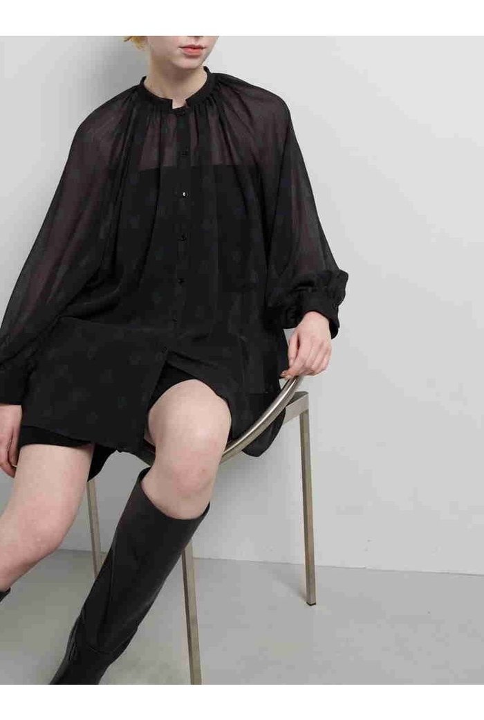 【ランバン オン ブルー/LANVIN en Bleu】のArt DECO 100e ブラウス インテリア・キッズ・メンズ・レディースファッション・服の通販 founy(ファニー) https://founy.com/ ファッション Fashion レディースファッション Fashion for Women トップス・カットソー Cut & Sew Tops シャツ・ブラウス・オフィスカジュアル Elegant Blouses & Button-Ups コレクション Collection, Seasonal Line シフォン Chiffon, Lightweight Fabric スリーブ Sleeve, Long Sleeve / Short Sleeve ファブリック Fabric, Textile プリント Print, Printed Pattern モダン Modern, Contemporary モチーフ Motif, Design Theme ラグジュアリー Luxury, Elegant ロング Long, Long-Length |ID: prp329100004626406 ipo3291000000033244711