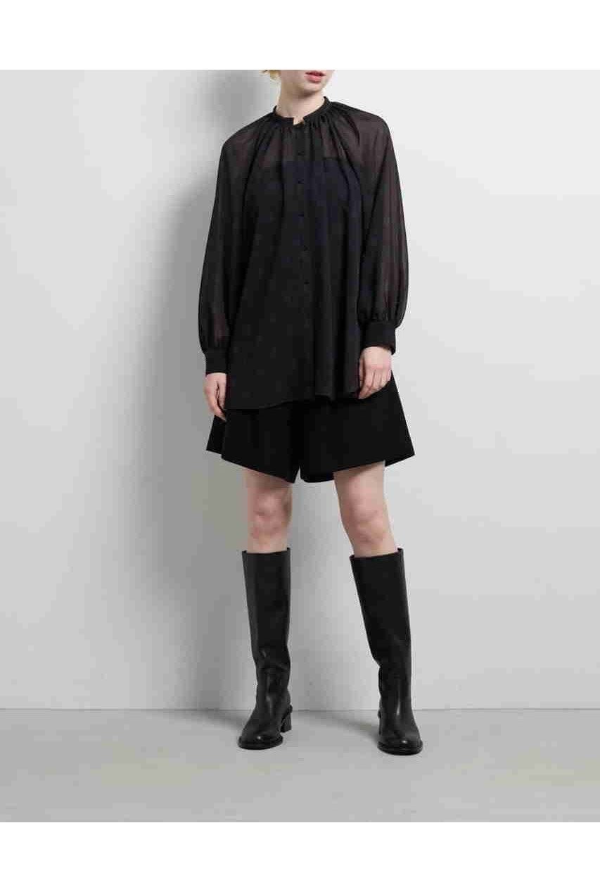 【ランバン オン ブルー/LANVIN en Bleu】のArt DECO 100e ブラウス 人気、トレンドファッション・服の通販 founy(ファニー) 　ファッション　Fashion　レディースファッション　Fashion for Women　トップス・カットソー　Cut & Sew Tops　シャツ・ブラウス・オフィスカジュアル　Elegant Blouses & Button-Ups　2025年　2025　2025-2026秋冬・A/W　Autumn/Winter 2025–26 AW25–26　コレクション　Collection, Seasonal Line　シフォン　Chiffon, Lightweight Fabric　スリーブ　Sleeve, Long Sleeve / Short Sleeve　ファブリック　Fabric, Textile　プリント　Print, Printed Pattern　モダン　Modern, Contemporary　モチーフ　Motif, Design Theme　ラグジュアリー　Luxury, Elegant　ロング　Long, Long-Length　A/W・秋冬　Autumn/Winter　other-4|ID: prp329100004626406 ipo3291000000033244717