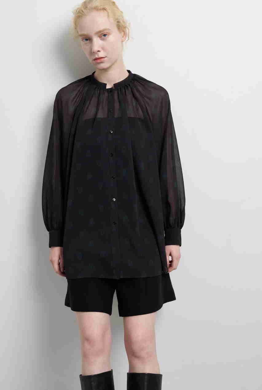 【ランバン オン ブルー/LANVIN en Bleu】のArt DECO 100e ブラウス 人気、トレンドファッション・服の通販 founy(ファニー) 　ファッション　Fashion　レディースファッション　Fashion for Women　トップス・カットソー　Cut & Sew Tops　シャツ・ブラウス・オフィスカジュアル　Elegant Blouses & Button-Ups　2025年　2025　2025-2026秋冬・A/W　Autumn/Winter 2025–26 AW25–26　コレクション　Collection, Seasonal Line　シフォン　Chiffon, Lightweight Fabric　スリーブ　Sleeve, Long Sleeve / Short Sleeve　ファブリック　Fabric, Textile　プリント　Print, Printed Pattern　モダン　Modern, Contemporary　モチーフ　Motif, Design Theme　ラグジュアリー　Luxury, Elegant　ロング　Long, Long-Length　A/W・秋冬　Autumn/Winter　other-7|ID: prp329100004626406 ipo3291000000033244722