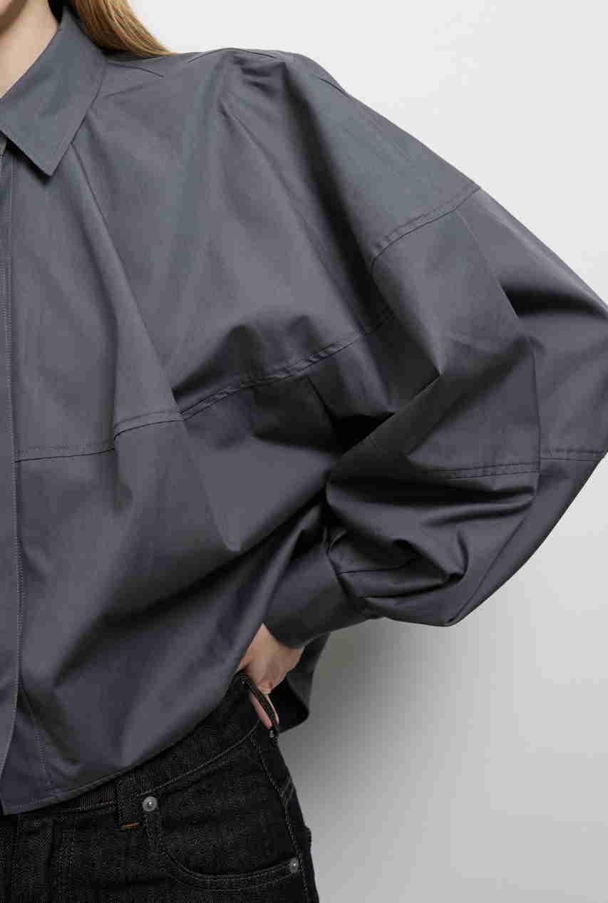 【ランバン オン ブルー/LANVIN en Bleu】のTHOMAS MASONボリュームシャツ 人気、トレンドファッション・服の通販 founy(ファニー) 　ファッション　Fashion　レディースファッション　Fashion for Women　トップス・カットソー　Cut & Sew Tops　シャツ・ブラウス・オフィスカジュアル　Elegant Blouses & Button-Ups　2025年　2025　2025-2026秋冬・A/W　Autumn/Winter 2025–26 AW25–26　スリーブ　Sleeve, Long Sleeve / Short Sleeve　バランス　Balance, Style Balance　バルーン　Balloon, Balloon Silhouette　ファブリック　Fabric, Textile　フロント　Front, Front Design　ボトム　Bottoms, Lower Wear　マニッシュ　Mannish, Boyish　ロング　Long, Long-Length　エレガント 上品　Elegant　A/W・秋冬　Autumn/Winter　other-2|ID: prp329100004626408 ipo3291000000033244747