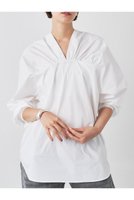 【ウィムガゼット/Whim Gazette】のVネックギャザーブラウス 人気、トレンドファッション・服の通販 founy(ファニー) ファッション Fashion レディースファッション Fashion for Women トップス・カットソー Cut & Sew Tops シャツ・ブラウス・オフィスカジュアル Elegant Blouses & Button-Ups Vネックトップス V-Neck Tops / V-Cut Neckline Shirts 2025年 2025 2025-2026秋冬・A/W Autumn/Winter 2025–26 AW25–26 ギャザー Gathered, Ruffled スリーブ Sleeve, Long Sleeve / Short Sleeve タイプライター Typewriter Fabric, Crisp Cotton フォルム Silhouette, Form ロング Long, Long-Length A/W・秋冬 Autumn/Winter |ID:prp329100004626438