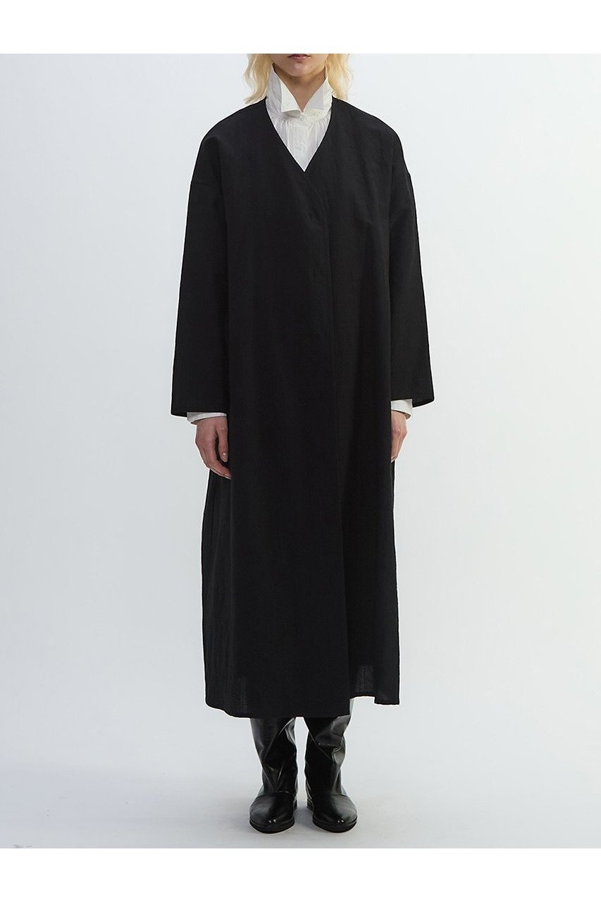 【プレインピープル/PLAIN PEOPLE】のリネンウールタンブラーワッシャードレスコート インテリア・キッズ・メンズ・レディースファッション・服の通販 founy(ファニー) 　ファッション　Fashion　レディースファッション　Fashion for Women　アウター　Coat / Outerwear Collection　コート・ロングコート・ピーコート　Long Coats, Peacoats & More　ワンピース　Dresses　フォーマル・パーティードレス・結婚式用ドレス　Elegant & Casual Dresses　2025年　2025　2025-2026秋冬・A/W　Autumn/Winter 2025–26 AW25–26　おすすめ　Recommended / Our Picks　アメリカン　American Style　シンプル　Simple, Minimal　テーラード　Tailored, Tailored Fit　ドレス　Dress, One-Piece　パイピング　Piping, Trim Design　ポケット　Pocket, Pocket Detail　リネン　Linen, Linen Fabric　ロング　Long, Long-Length　ワッシャー　Washer, Crinkled Finish　A/W・秋冬　Autumn/Winter　ブラック|ID: prp329100004626442 ipo3291000000033245012