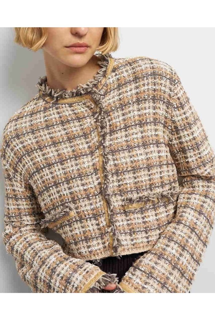 【ランバン オン ブルー/LANVIN en Bleu】のニットツイードジャケット インテリア・キッズ・メンズ・レディースファッション・服の通販 founy(ファニー) https://founy.com/ ファッション Fashion レディースファッション Fashion for Women 2025年 2025 2025-2026秋冬・A/W Autumn/Winter 2025–26 AW25–26 アシンメトリー Asymmetrical Style カーディガン Cardigan, Knitwear コンパクト Compact, Small Size ジャケット Jacket, Outerwear ツイード Twill, Twill Weave バランス Balance, Style Balance フロント Front, Front Design ベルベット Velvet, Velvety ライダース Riders ワイド Wide, Wide Fit エレガント 上品 Elegant A/W・秋冬 Autumn/Winter |ID: prp329100004626464 ipo3291000000033245220