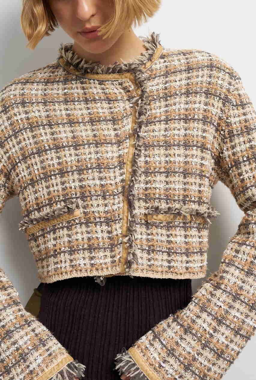 【ランバン オン ブルー/LANVIN en Bleu】のニットツイードジャケット 人気、トレンドファッション・服の通販 founy(ファニー) 　ファッション　Fashion　レディースファッション　Fashion for Women　2025年　2025　2025-2026秋冬・A/W　Autumn/Winter 2025–26 AW25–26　アシンメトリー　Asymmetrical Style　カーディガン　Cardigan, Knitwear　コンパクト　Compact, Small Size　ジャケット　Jacket, Outerwear　ツイード　Twill, Twill Weave　バランス　Balance, Style Balance　フロント　Front, Front Design　ベルベット　Velvet, Velvety　ライダース　Riders　ワイド　Wide, Wide Fit　エレガント 上品　Elegant　A/W・秋冬　Autumn/Winter　other-4|ID: prp329100004626464 ipo3291000000033245223