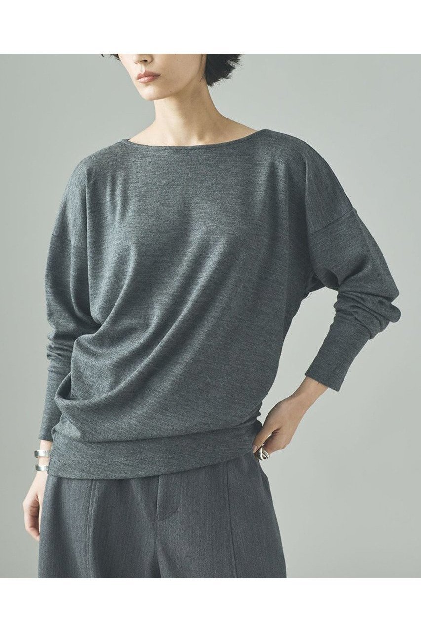 【カレンソロジー/Curensology】のアシメトリープルオーバー インテリア・キッズ・メンズ・レディースファッション・服の通販 founy(ファニー) 　ファッション　Fashion　レディースファッション　Fashion for Women　トップス・カットソー　Cut & Sew Tops　ニット　Knit Tops & Sweaters　カジュアルプルオーバー・ニットトップス　Pullovers & Knit Tops / Casual Pullovers　2025年　2025　2025-2026秋冬・A/W　Autumn/Winter 2025–26 AW25–26　なめらか　Smooth, Silky Texture　アシンメトリー　Asymmetrical Style　シンプル　Simple, Minimal　ブラウジング　Blouson Silhouette, Cinched Waist　日本製　Made In Japan　A/W・秋冬　Autumn/Winter　グレー|ID: prp329100004626468 ipo3291000000033245251