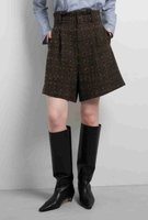 【ランバン オン ブルー/LANVIN en Bleu】のツイードメルトン ショートパンツ 人気、トレンドファッション・服の通販 founy(ファニー) ファッション Fashion レディースファッション Fashion for Women パンツ Pants & Trousers ショートパンツ・ハーフパンツ High-Waisted & Relaxed Shorts イタリア Italy オレンジ Orange ショート Short, Short Length スーツ Suit, Formalwear ツイード Twill, Twill Weave ファブリック Fabric, Textile フォーマル Formal, Dressy 別注 Limited Edition, Custom Order マニッシュ Mannish, Boyish メルトン Melton, Heavy Wool A/W・秋冬 Autumn/Winter 2025年 2025 2025-2026秋冬・A/W Autumn/Winter 2025–26 AW25–26 |ID:prp329100004626475