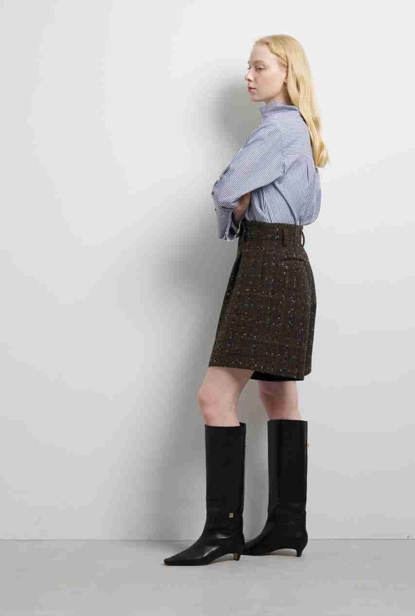 【ランバン オン ブルー/LANVIN en Bleu】のツイードメルトン ショートパンツ 人気、トレンドファッション・服の通販 founy(ファニー) ファッション Fashion レディースファッション Fashion for Women パンツ Pants & Trousers ショートパンツ・ハーフパンツ High-Waisted & Relaxed Shorts イタリア Italy オレンジ Orange ショート Short, Short Length スーツ Suit, Formalwear ツイード Twill, Twill Weave ファブリック Fabric, Textile フォーマル Formal, Dressy 別注 Limited Edition, Custom Order マニッシュ Mannish, Boyish メルトン Melton, Heavy Wool other-8|ID: prp329100004626475 ipo3291000000035857054