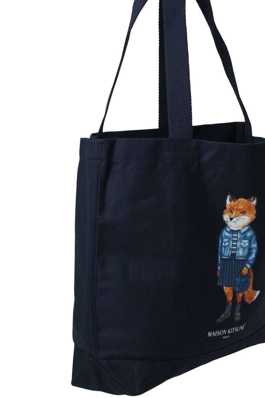 【メゾン キツネ/MAISON KITSUNE】の【UNISEX】DRESSED FOX トートバッグ 人気、トレンドファッション・服の通販 founy(ファニー) 　ファッション　Fashion　レディースファッション　Fashion for Women　ワンピース　Dresses　フォーマル・パーティードレス・結婚式用ドレス　Elegant & Casual Dresses　バッグ　Bags　ユニセックス　Unisex, Genderless　イラスト　Illustration　キャンバス　Canvas, Canvas Fabric　トレンド　Trend, Trending Now　ポケット　Pocket, Pocket Detail　新作・新入荷　New Arrivals / New In　other-4|ID: prp329100004627441 ipo3291000000033259900