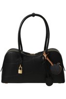 【ステラ マッカートニー/STELLA McCARTNEY】のStella Ryder Medium パターンエンボスボストンバッグ 人気、トレンドファッション・服の通販 founy(ファニー) ファッション Fashion レディースファッション Fashion for Women バッグ Bags 2025年 2025 2025-2026秋冬・A/W Autumn/Winter 2025–26 AW25–26 チャーム Charm, Pendant ファブリック Fabric, Textile フォルム Silhouette, Form ボストン Boston ボストンバッグ Boston Bag, Retro Bag A/W・秋冬 Autumn/Winter |ID:prp329100004627445