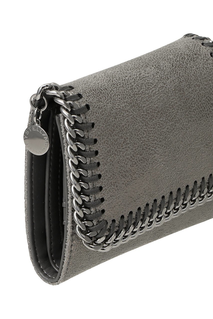 【ステラ マッカートニー/STELLA McCARTNEY】のFalabella シャイニードットシャモア三つ折り財布 人気、トレンドファッション・服の通販 founy(ファニー) 　ファッション　Fashion　レディースファッション　Fashion for Women　ミニ財布・二つ折り財布　Wallets & Card Cases　バッグ　Bags　2025年　2025　2025-2026秋冬・A/W　Autumn/Winter 2025–26 AW25–26　コンパクト　Compact, Small Size　シャイニー　Shiny, Glossy Finish　チェーン　Chain, Chain Strap　ラグジュアリー　Luxury, Elegant　人気　Popular, Best Seller　A/W・秋冬　Autumn/Winter　財布　Wallet, Purse　other-4|ID: prp329100004627449 ipo3291000000033259950
