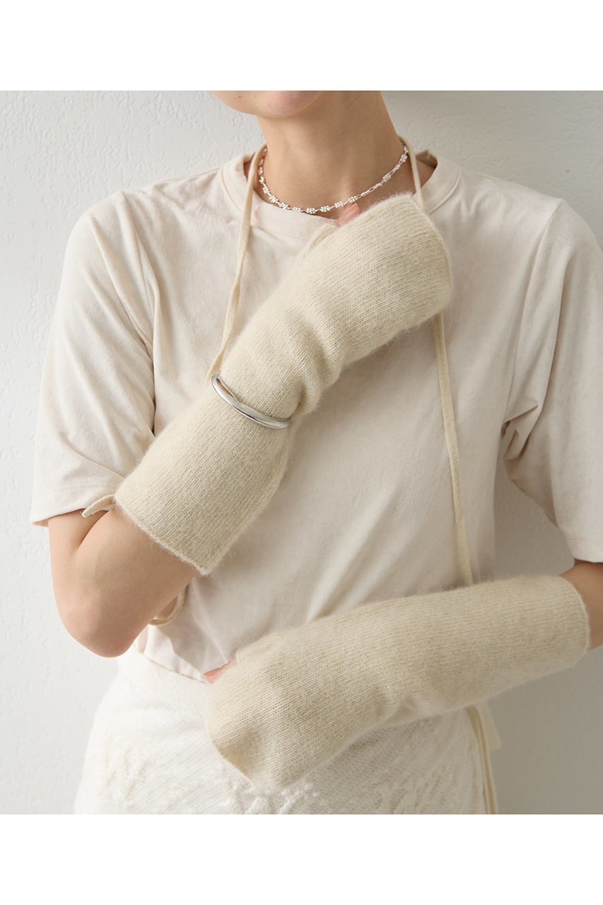 【ウィムガゼット/Whim Gazette】の【THROW】別注カラーアームウォーマー 人気、トレンドファッション・服の通販 founy(ファニー) 　ファッション　Fashion　レディースファッション　Fashion for Women　オレンジ　Orange　カットソー　Cut and Sewn Top　シンプル　Simple, Minimal　ストール　Stole, Wrap　フォルム　Silhouette, Form　ブランケット　Blanket, Throw Blanket　別注　Limited Edition, Custom Order　防寒　Cold Protection, Winter-Ready　モダン　Modern, Contemporary　ロング　Long, Long-Length　A/W・秋冬　Autumn/Winter　おすすめ　Recommended / Our Picks　 other-1|ID: prp329100004627453 ipo3291000000035356432