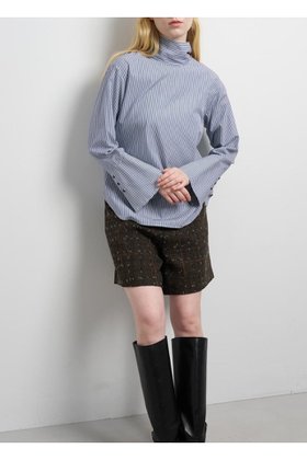 【ランバン オン ブルー/LANVIN en Bleu】のスタンドカラープルオーバーブラウス 人気、トレンドファッション・服の通販 founy(ファニー) ファッション Fashion レディースファッション Fashion for Women トップス・カットソー Cut & Sew Tops シャツ・ブラウス・オフィスカジュアル Elegant Blouses & Button-Ups カジュアルプルオーバー・ニットトップス Pullovers & Knit Tops / Casual Pullovers インナー Innerwear カフス Cuff Design スタンド Stand Collar, Upright Stand スリーブ Sleeve, Long Sleeve / Short Sleeve ファブリック Fabric, Textile フォーマル Formal, Dressy フレア Flare, Flared ミックス Mix, Mixed Style ロング Long, Long-Length 新作・新入荷 New Arrivals / New In |ID:prp329100004627485