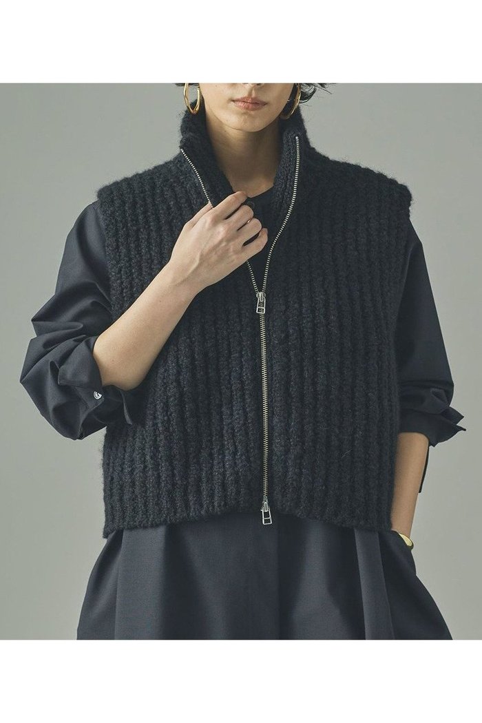 【カレンソロジー/Curensology】のブークレジップニットベスト インテリア・キッズ・メンズ・レディースファッション・服の通販 founy(ファニー) https://founy.com/ ファッション Fashion レディースファッション Fashion for Women アウター Coat / Outerwear Collection レディースジャケット・軽アウター Jackets 2025年 2025 2025-2026秋冬・A/W Autumn/Winter 2025–26 AW25–26 おすすめ Recommended / Our Picks インナー Innerwear カットソー Cut and Sewn Top ジャケット Jacket, Outerwear ベスト Vest, Waistcoat 畦 Ribbed Knit A/W・秋冬 Autumn/Winter |ID: prp329100004627488 ipo3291000000033260245
