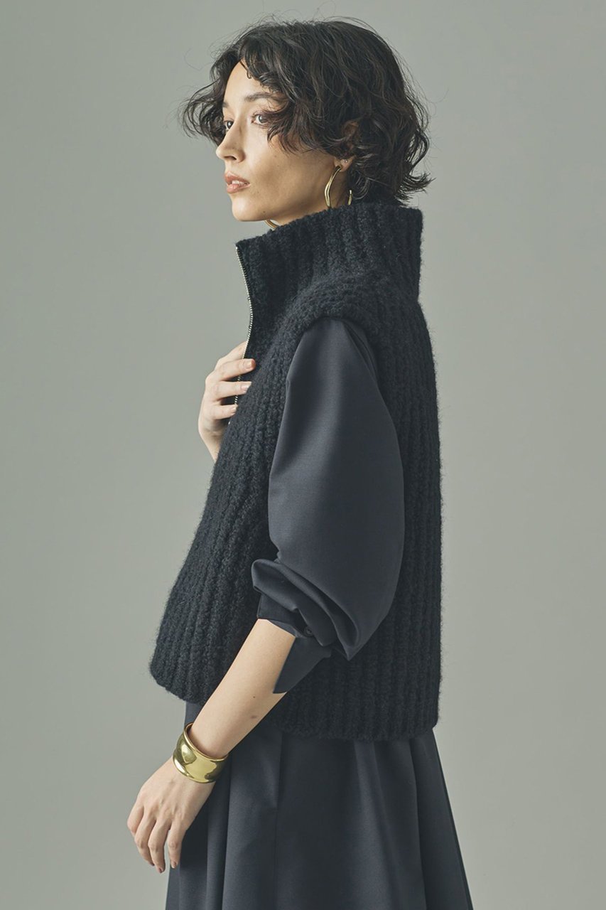 【カレンソロジー/Curensology】のブークレジップニットベスト 人気、トレンドファッション・服の通販 founy(ファニー) 　ファッション　Fashion　レディースファッション　Fashion for Women　アウター　Coat / Outerwear Collection　レディースジャケット・軽アウター　Jackets　2025年　2025　2025-2026秋冬・A/W　Autumn/Winter 2025–26 AW25–26　おすすめ　Recommended / Our Picks　インナー　Innerwear　カットソー　Cut and Sewn Top　ジャケット　Jacket, Outerwear　ベスト　Vest, Waistcoat　畦　Ribbed Knit　A/W・秋冬　Autumn/Winter　other-2|ID: prp329100004627488 ipo3291000000033260246