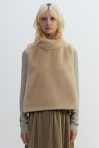 【プレインピープル/PLAIN PEOPLE】のフェイクファーオフタートルベスト 人気、トレンドファッション・服の通販 founy(ファニー) ファッション Fashion レディースファッション Fashion for Women アウター Coat / Outerwear Collection レディースジャケット・軽アウター Jackets 2025年 2025 2025-2026秋冬・A/W Autumn/Winter 2025–26 AW25–26 なめらか Smooth, Silky Texture ジャケット Jacket, Outerwear フェイクファー Faux Fur, Imitation Fur フランス France, French ベスト Vest, Waistcoat リアル Real, Realistic ワンポイント One Point, Statement Accent A/W・秋冬 Autumn/Winter 防寒 Cold Protection, Winter-Ready thumbnail オフホワイト|ID: prp329100004627489 ipo3291000000033260253
