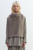 【プレインピープル/PLAIN PEOPLE】のフェイクファーオフタートルベスト 人気、トレンドファッション・服の通販 founy(ファニー) ファッション Fashion レディースファッション Fashion for Women アウター Coat / Outerwear Collection レディースジャケット・軽アウター Jackets 2025年 2025 2025-2026秋冬・A/W Autumn/Winter 2025–26 AW25–26 なめらか Smooth, Silky Texture ジャケット Jacket, Outerwear フェイクファー Faux Fur, Imitation Fur フランス France, French ベスト Vest, Waistcoat リアル Real, Realistic ワンポイント One Point, Statement Accent A/W・秋冬 Autumn/Winter 防寒 Cold Protection, Winter-Ready thumbnail グレー|ID: prp329100004627489 ipo3291000000033260254