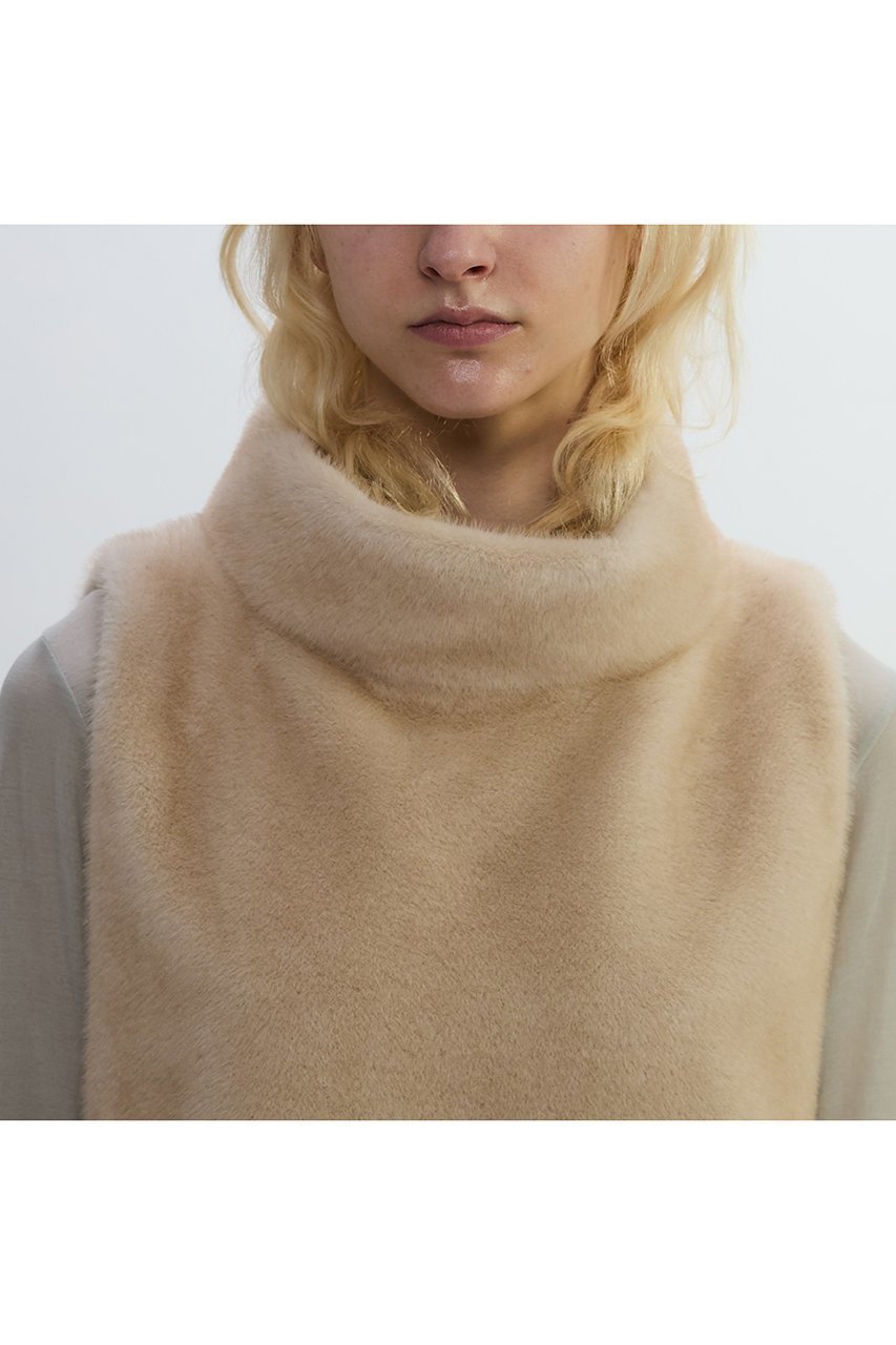 【プレインピープル/PLAIN PEOPLE】のフェイクファーオフタートルベスト 人気、トレンドファッション・服の通販 founy(ファニー) 　ファッション　Fashion　レディースファッション　Fashion for Women　アウター　Coat / Outerwear Collection　レディースジャケット・軽アウター　Jackets　なめらか　Smooth, Silky Texture　ジャケット　Jacket, Outerwear　フェイクファー　Faux Fur, Imitation Fur　フランス　France, French　ベスト　Vest, Waistcoat　リアル　Real, Realistic　ワンポイント　One Point, Statement Accent　防寒　Cold Protection, Winter-Ready　other-5|ID: prp329100004627489 ipo3291000000035277262