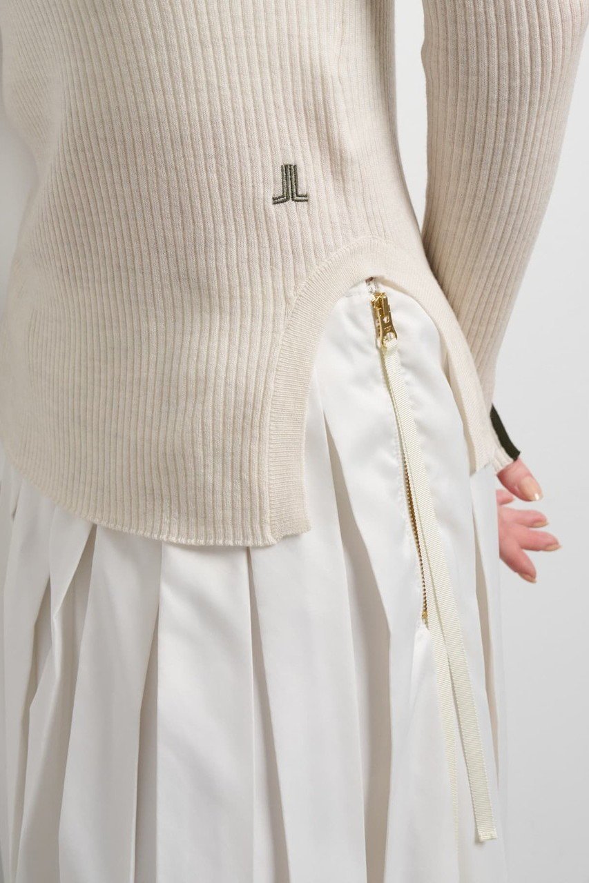 【ランバン オン ブルー/LANVIN en Bleu】のカラーポイントリブタートル 人気、トレンドファッション・服の通販 founy(ファニー) ファッション Fashion レディースファッション Fashion for Women トップス・カットソー Cut & Sew Tops ニット Knit Tops & Sweaters カジュアルプルオーバー・ニットトップス Pullovers & Knit Tops / Casual Pullovers インナー Innerwear コンパクト Compact, Small Size スリット Slit, Slit Detail ファブリック Fabric, Textile フィット Fit, Slim Fit ワンポイント One Point, Statement Accent 今季 This Season, Current Season 冬 Winter / This Winter 定番 Standard, Basic Item 軽量 Lightweight, Ultra Light other-3|ID: prp329100004627491 ipo3291000000035517104