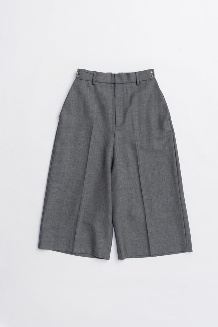 【プランク プロジェクト/PRANK PROJECT】のロークロッチバミューダパンツ / Low-crotch Bermuda Pants インテリア・キッズ・メンズ・レディースファッション・服の通販 founy(ファニー) https://founy.com/ ファッション Fashion レディースファッション Fashion for Women パンツ Pants & Trousers おすすめ Recommended / Our Picks シャンブレー Chambray, Denim-Like Fabric ジャケット Jacket, Outerwear セットアップ Set-Up, Coordinated Outfit ソックス Socks, Hosiery タイツ Tights, Legwear バランス Balance, Style Balance ルーズ Loose, Oversized ロング Long, Long-Length |ID: prp329100004627498 ipo3291000000033383874