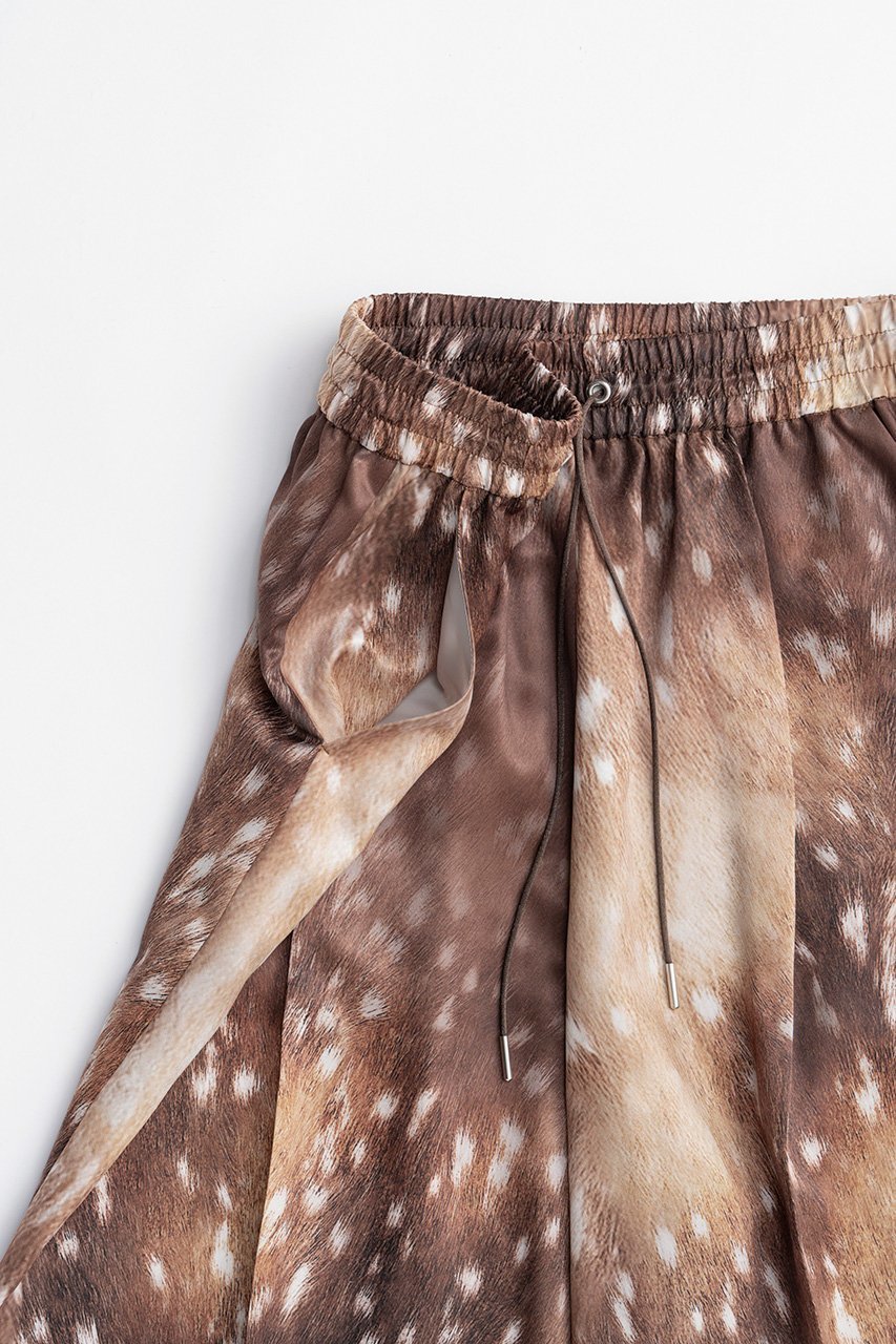 【プランク プロジェクト/PRANK PROJECT】のバンビプリントワイドパンツ / Bambi Print Wide Pants 人気、トレンドファッション・服の通販 founy(ファニー) 　ファッション　Fashion　レディースファッション　Fashion for Women　パンツ　Pants & Trousers　サテン　Satin, Glossy Fabric　プリント　Print, Printed Pattern　ワイド　Wide, Wide Fit　エレガント 上品　Elegant　other-3|ID: prp329100004627504 ipo3291000000033260400