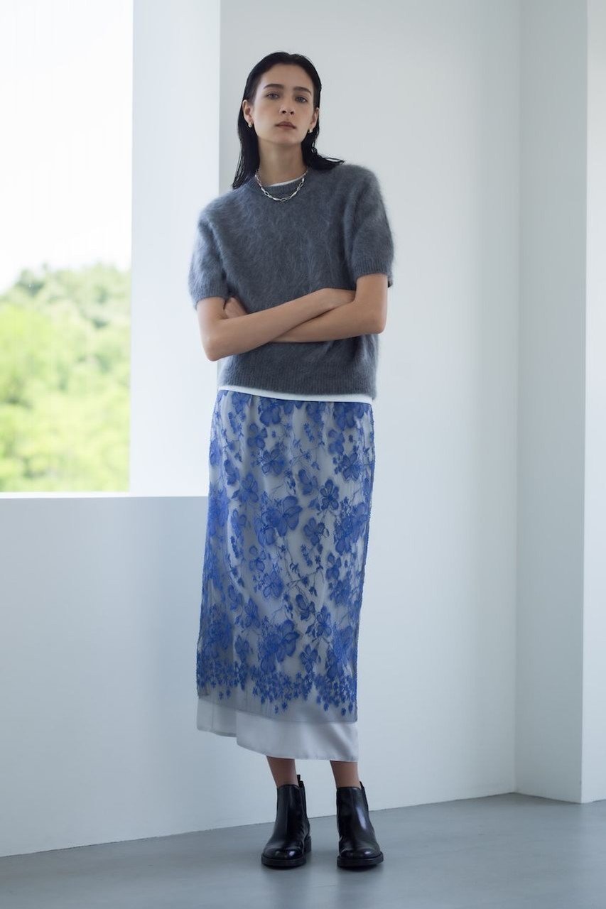 【エブール/ebure】の【8/8 0:00販売開始】ブルーフラワーレース タイトスカート 人気、トレンドファッション・服の通販 founy(ファニー) 　ファッション　Fashion　レディースファッション　Fashion for Women　スカート　Skirts　2025年　2025　2025-2026秋冬・A/W　Autumn/Winter 2025–26 AW25–26　おすすめ　Recommended / Our Picks　サテン　Satin, Glossy Fabric　シルク　Silk, 100% Silk　スウェット / スエット　Sweatshirt, Sweatwear　タイトスカート　Pencil Skirt, Tight Skirt　フランス　France, French　マニッシュ　Mannish, Boyish　ラグジュアリー　Luxury, Elegant　ランジェリー　Lingerie, Intimate Wear　レース　Lace, Lace Fabric　A/W・秋冬　Autumn/Winter　other-6|ID: prp329100004627526 ipo3291000000033260603