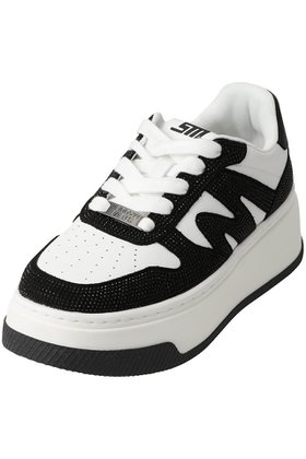 【スティーブマデン/STEVE MADDEN】 DYNAMO-R ラインストーン厚底スニーカー人気、トレンドファッション・服の通販 founy(ファニー) ファッション Fashion レディースファッション Fashion for Women 2025年 2025 2025-2026秋冬・A/W Autumn/Winter 2025–26 AW25–26 クール Cool, Chic シルバー Silver, Metallic Silver ストーン Stone, Gem-Like スニーカー Sneakers, Trainers モノトーン Monotone, Black and White 厚底 Platform Shoes A/W・秋冬 Autumn/Winter |ID:prp329100004628577