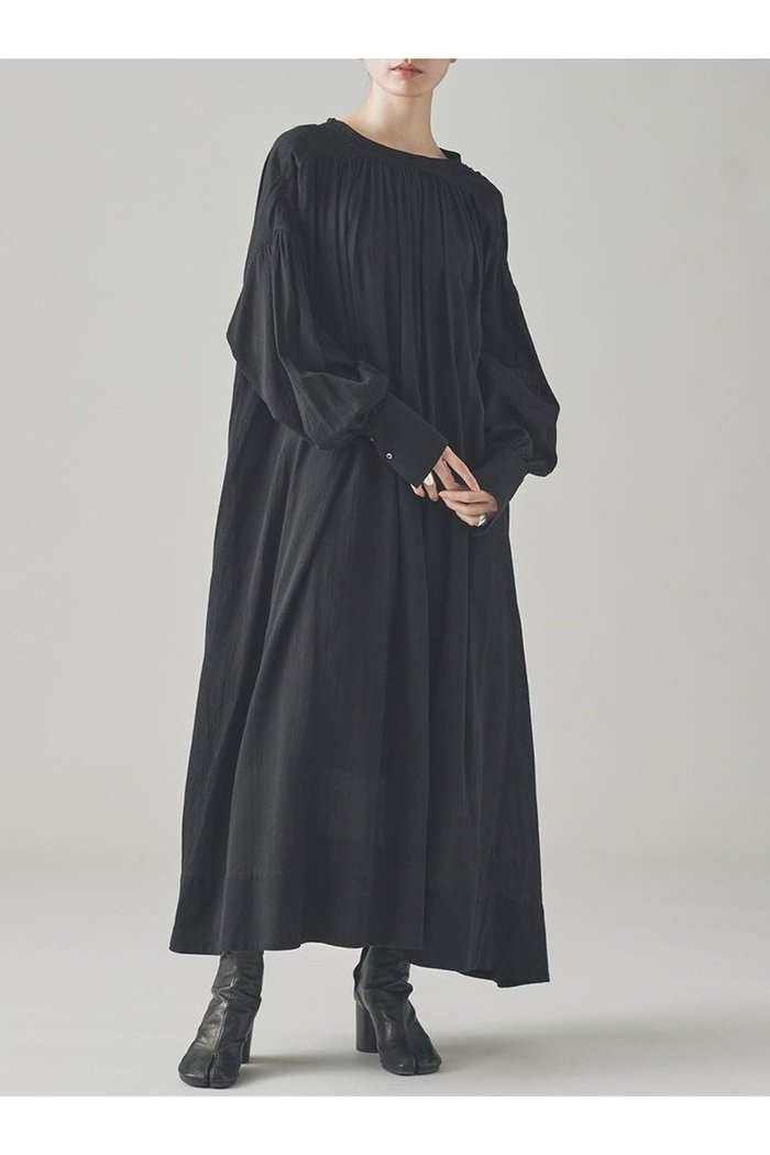 【カレンソロジー/Curensology】の2WAYヴィンテージワンピース インテリア・キッズ・メンズ・レディースファッション・服の通販 founy(ファニー) https://founy.com/ ファッション Fashion レディースファッション Fashion for Women ワンピース Dresses チュニック Tunic Tops & Dresses 2025年 2025 2025-2026秋冬・A/W Autumn/Winter 2025–26 AW25–26 おすすめ Recommended / Our Picks キャミソール Camisole, Spaghetti Strap Top サテン Satin, Glossy Fabric チュニック Tunic, Long Top バランス Balance, Style Balance ベスト Vest, Waistcoat ペチコート Petticoat, Underskirt ロング Long, Long-Length 人気 Popular, Best Seller 日本製 Made In Japan A/W・秋冬 Autumn/Winter |ID: prp329100004628580 ipo3291000000033274739