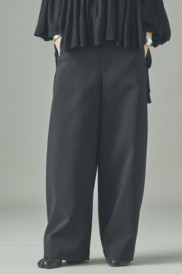 【カレンソロジー/Curensology】のトリプルクロスパンツ インテリア・キッズ・メンズ・レディースファッション・服の通販 founy(ファニー) https://founy.com/ ファッション Fashion レディースファッション Fashion for Women パンツ Pants & Trousers おすすめ Recommended / Our Picks ストレッチ Stretch, Stretchy Fabric フォルム Silhouette, Form ベスト Vest, Waistcoat モダン Modern, Contemporary 定番 Standard, Basic Item 日本製 Made In Japan |ID: prp329100004628589 ipo3291000000035697057