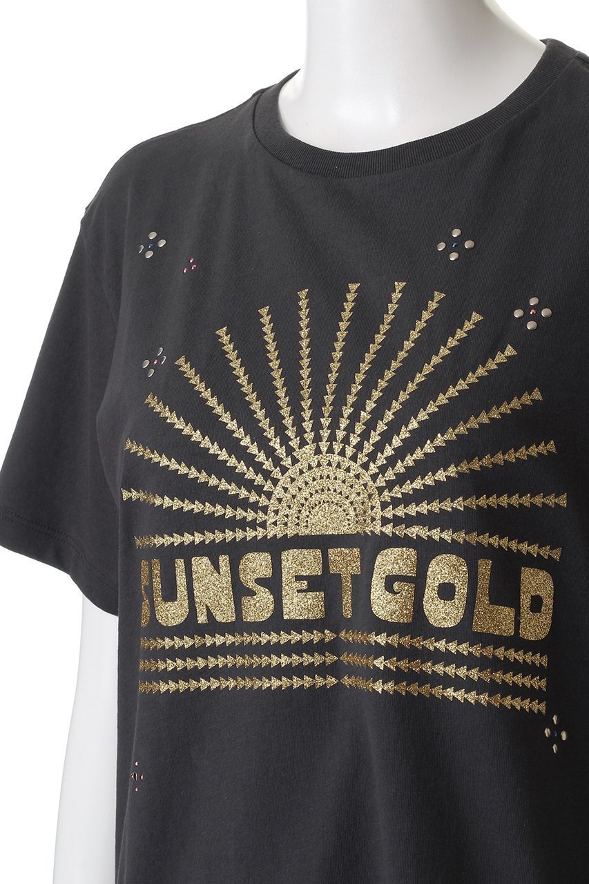 【マザー/MOTHER】のTHE ROWDY SUNSET GOLD Tシャツ (SET) 人気、トレンドファッション・服の通販 founy(ファニー) 　ファッション　Fashion　レディースファッション　Fashion for Women　トップス・カットソー　Cut & Sew Tops　シャツ・ブラウス・オフィスカジュアル　Elegant Blouses & Button-Ups　ロングTシャツ・Tシャツ　Longline T-Shirts & Tees　カットソー・ベーシックTシャツ　Cut-and-Sewn Tops / Stretch Tees & Basics　ショート　Short, Short Length　シルバー　Silver, Metallic Silver　スタッズ　Studs, Metal Accents　スリーブ　Sleeve, Long Sleeve / Short Sleeve　フロント　Front, Front Design　other-5|ID: prp329100004630019 ipo3291000000033298391