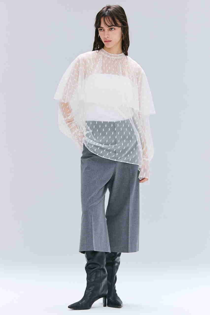 【ベイジ,/BEIGE,】のCLOVIS(クロービズ)/ケープデザイン総レースブラウス インテリア・キッズ・メンズ・レディースファッション・服の通販 founy(ファニー) 　ファッション　Fashion　レディースファッション　Fashion for Women　トップス・カットソー　Cut & Sew Tops　シャツ・ブラウス・オフィスカジュアル　Elegant Blouses & Button-Ups　2025年　2025　2025-2026秋冬・A/W　Autumn/Winter 2025–26 AW25–26　オケージョン　Occasion Wear　スタンド　Stand Collar, Upright Stand　スリーブ　Sleeve, Long Sleeve / Short Sleeve　デニム　Denim, Jeans Material　レース　Lace, Lace Fabric　ロマンティック　Romantic, Feminine Style　ロング　Long, Long-Length　A/W・秋冬　Autumn/Winter　Ecru|ID: prp329100004630046 ipo3291000000033298616