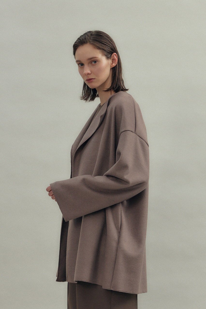 【フローレント/FLORENT】のドロップショルダー ライトアウター 人気、トレンドファッション・服の通販 founy(ファニー) ファッション Fashion レディースファッション Fashion for Women アウター Coat / Outerwear Collection コート・ロングコート・ピーコート Long Coats, Peacoats & More なめらか Smooth, Silky Texture ショルダー Shoulder, Shoulder Strap ショート Short, Short Length ドロップ Drop Shoulder, Dropped Style ワイド Wide, Wide Fit エレガント 上品 Elegant 秋 Autumn other-7|ID: prp329100004630055 ipo3291000000035827426