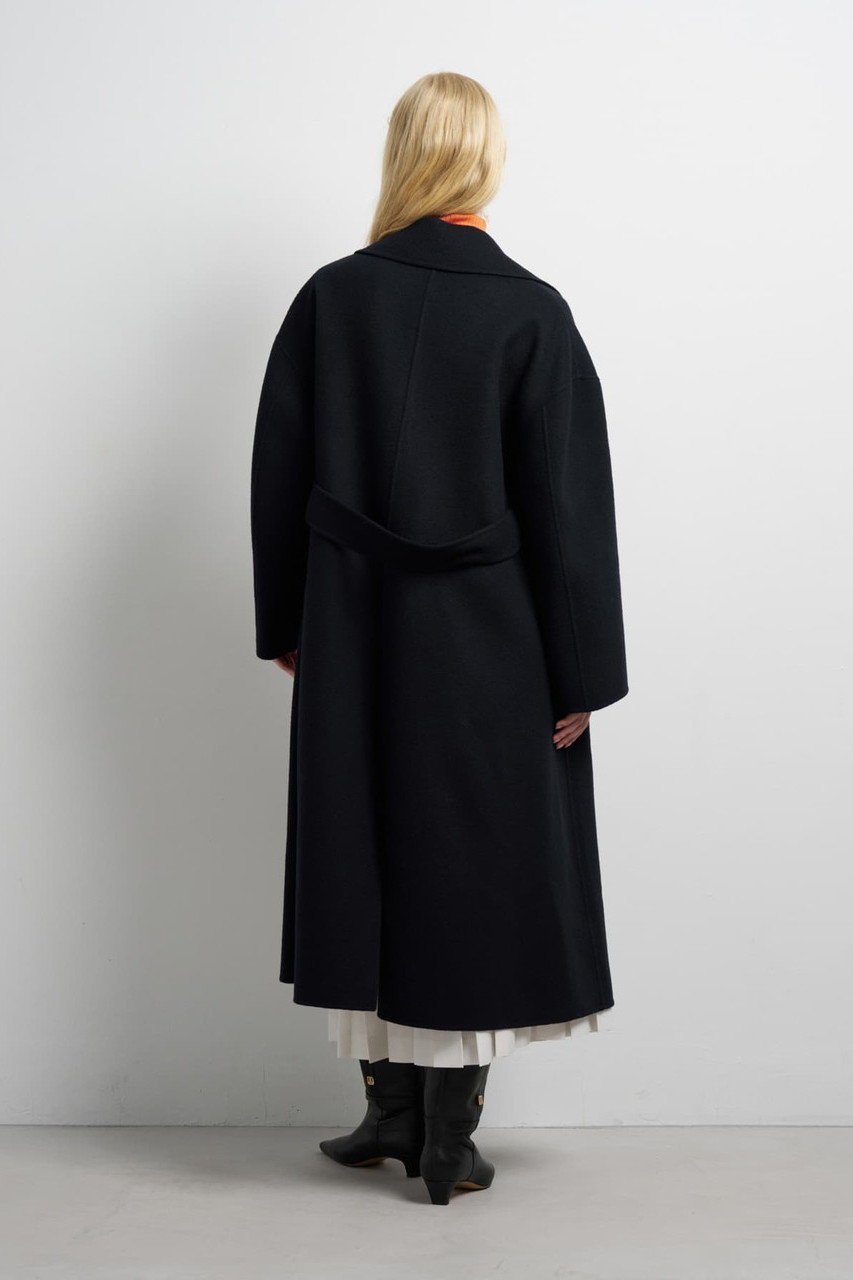 【ランバン オン ブルー/LANVIN en Bleu】のケープカラーカシミヤコート 人気、トレンドファッション・服の通販 founy(ファニー) 　ファッション　Fashion　レディースファッション　Fashion for Women　アウター　Coat / Outerwear Collection　コート・ロングコート・ピーコート　Long Coats, Peacoats & More　クラシカル　Classical, Vintage-Inspired　スーツ　Suit, Formalwear　ドレス　Dress, One-Piece　ファブリック　Fabric, Textile　フォーマル　Formal, Dressy　フレア　Flare, Flared　ロング　Long, Long-Length　冬　Winter / This Winter　新作・新入荷　New Arrivals / New In　軽量　Lightweight, Ultra Light　other-4|ID: prp329100004630056 ipo3291000000033298719