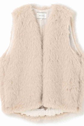 【ベイジ,/BEIGE,】 ELSA(エルザ)/フェイクファージレ人気、トレンドファッション・服の通販 founy(ファニー) ファッション Fashion レディースファッション Fashion for Women アウター Coat / Outerwear Collection レディースジャケット・軽アウター Jackets 2025年 2025 2025-2026秋冬・A/W Autumn/Winter 2025–26 AW25–26 シンプル Simple, Minimal ジャケット Jacket, Outerwear ベスト Vest, Waistcoat リュクス Luxury, Elegant, High-End, Chic A/W・秋冬 Autumn/Winter |ID:prp329100004630068