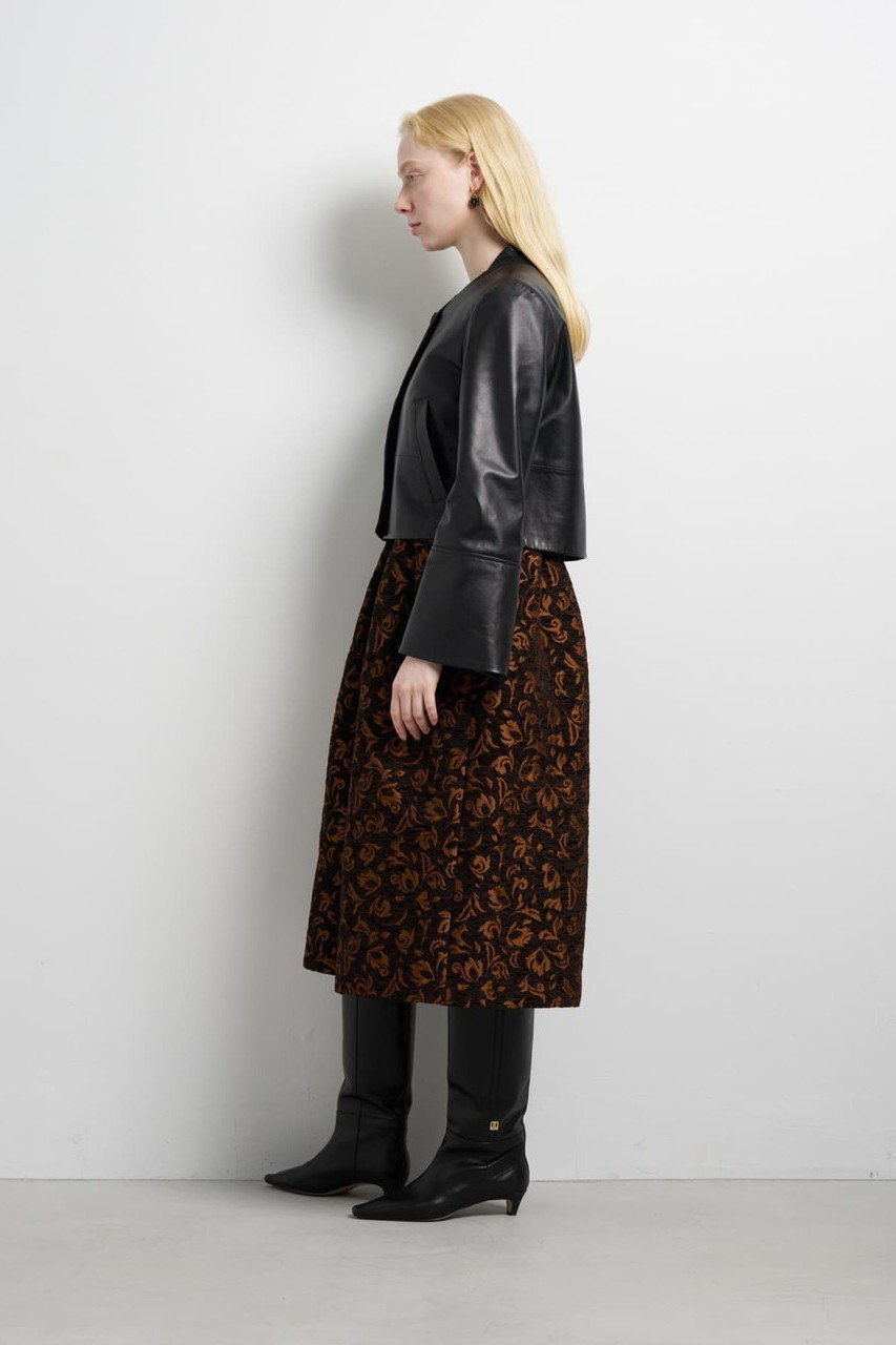【ランバン オン ブルー/LANVIN en Bleu】のラムレザーショートジャケット 人気、トレンドファッション・服の通販 founy(ファニー) 　ファッション　Fashion　レディースファッション　Fashion for Women　アウター　Coat / Outerwear Collection　レディースジャケット・軽アウター　Jackets　イタリア　Italy　インナー　Innerwear　コンパクト　Compact, Small Size　ジャケット　Jacket, Outerwear　バランス　Balance, Style Balance　ファブリック　Fabric, Textile　フレア　Flare, Flared　ボトム　Bottoms, Lower Wear　ボトルネック　Bottle Neck, Mock Neck　ラグジュアリー　Luxury, Elegant　ワイド　Wide, Wide Fit　新作・新入荷　New Arrivals / New In　other-6|ID: prp329100004630070 ipo3291000000033298856