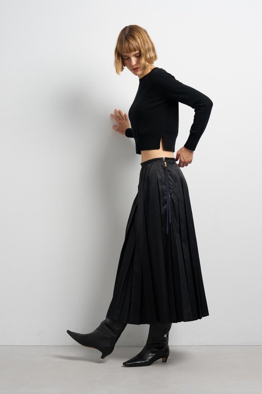 【ランバン オン ブルー/LANVIN en Bleu】のピュアカシミヤニット 人気、トレンドファッション・服の通販 founy(ファニー) 　ファッション　Fashion　レディースファッション　Fashion for Women　トップス・カットソー　Cut & Sew Tops　ニット　Knit Tops & Sweaters　カジュアルプルオーバー・ニットトップス　Pullovers & Knit Tops / Casual Pullovers　グログラン　Grosgrain, Grosgrain Ribbon　コンパクト　Compact, Small Size　バランス　Balance, Style Balance　ファブリック　Fabric, Textile　モダン　Modern, Contemporary　エレガント 上品　Elegant　新作・新入荷　New Arrivals / New In　other-5|ID: prp329100004630088 ipo3291000000033299008