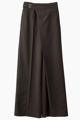 【ミューラル/MURRAL】 Gurkha アシンメトリー スラックス人気、トレンドファッション・服の通販 founy(ファニー) ファッション Fashion レディースファッション Fashion for Women パンツ Pants & Trousers 2025年 2025 2025-2026秋冬・A/W Autumn/Winter 2025–26 AW25–26 アシンメトリー Asymmetrical Style エレガント 上品 Elegant コレクション Collection, Seasonal Line スラックス Slacks, Dress Pants 切替 Switching, Contrast Panel A/W・秋冬 Autumn/Winter |ID:prp329100004630094