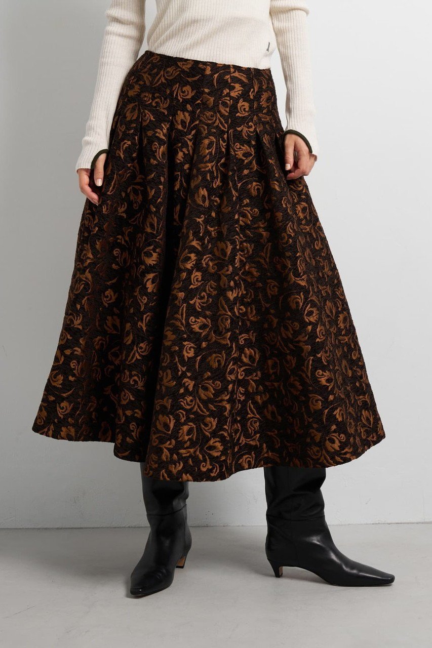 【ランバン オン ブルー/LANVIN en Bleu】のジャガードスカート 人気、トレンドファッション・服の通販 founy(ファニー) 　ファッション　Fashion　レディースファッション　Fashion for Women　スカート　Skirts　ロングスカート　Long Skirts / Maxi & Midi Skirts　ジャカード／ジャガード　Jacquard, Woven Pattern　ファブリック　Fabric, Textile　フレア　Flare, Flared　ペイズリー　Paisley, Ethnic Pattern　ポケット　Pocket, Pocket Detail　リュクス　Luxury, Elegant, High-End, Chic　ロング　Long, Long-Length　エレガント 上品　Elegant　新作・新入荷　New Arrivals / New In　other-8|ID: prp329100004630110 ipo3291000000033299182