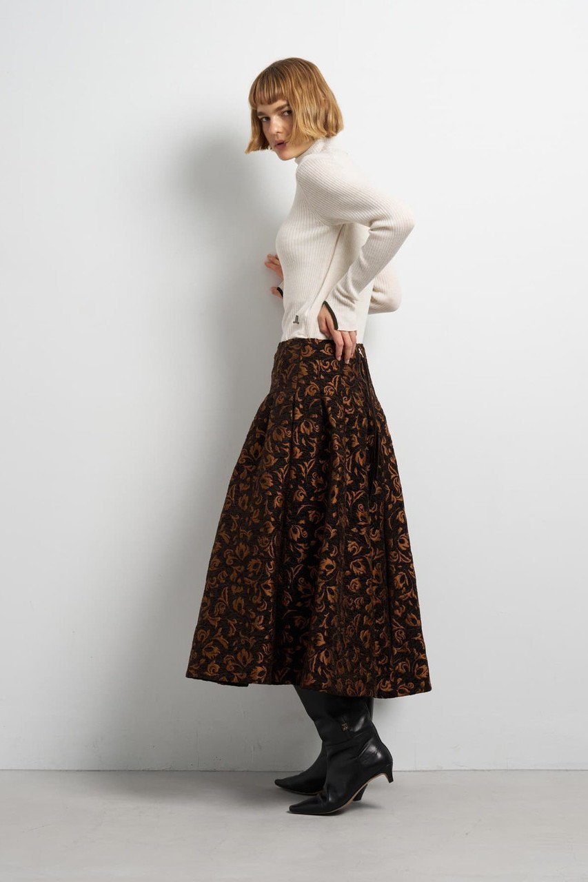 【ランバン オン ブルー/LANVIN en Bleu】のジャガードスカート 人気、トレンドファッション・服の通販 founy(ファニー) 　ファッション　Fashion　レディースファッション　Fashion for Women　スカート　Skirts　ロングスカート　Long Skirts / Maxi & Midi Skirts　ジャカード／ジャガード　Jacquard, Woven Pattern　ファブリック　Fabric, Textile　フレア　Flare, Flared　ペイズリー　Paisley, Ethnic Pattern　ポケット　Pocket, Pocket Detail　リュクス　Luxury, Elegant, High-End, Chic　ロング　Long, Long-Length　エレガント 上品　Elegant　other-8|ID: prp329100004630110 ipo3291000000035827693