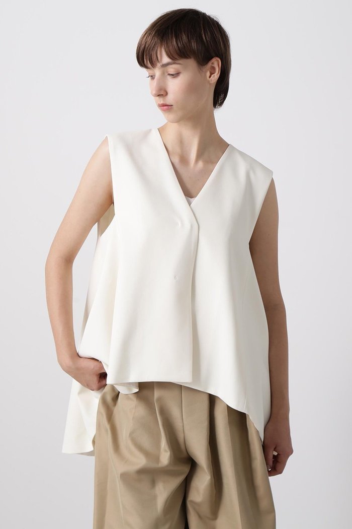 【ヒューエルミュージアム/hueLe Museum】の【hLM】ダブルクロスジレ インテリア・キッズ・メンズ・レディースファッション・服の通販 founy(ファニー) https://founy.com/ ファッション Fashion レディースファッション Fashion for Women アウター Coat / Outerwear Collection レディースジャケット・軽アウター Jackets エレガント 上品 Elegant ジャケット Jacket, Outerwear ドレープ Drape, Draping Fabric フレア Flare, Flared ベスト Vest, Waistcoat ボックス Boxy, Box Shape マニッシュ Mannish, Boyish |ID: prp329100004630157 ipo3291000000035753186