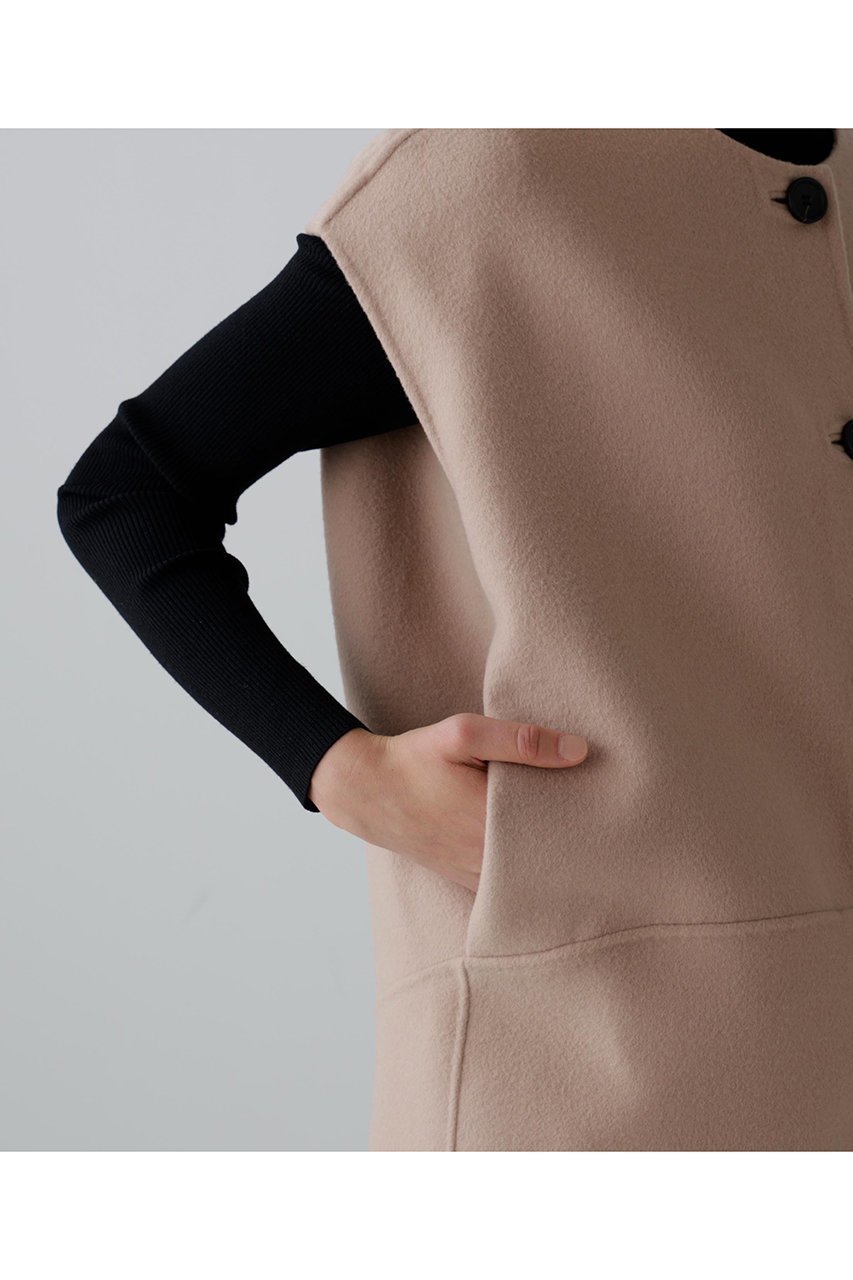 【アドーア/ADORE】のソリッドウールリバーノーカラージレ 人気、トレンドファッション・服の通販 founy(ファニー) 　ファッション　Fashion　レディースファッション　Fashion for Women　アウター　Coat / Outerwear Collection　レディースジャケット・軽アウター　Jackets　コクーン　Cocoon, Cocoon Silhouette　シンプル　Simple, Minimal　ジャケット　Jacket, Outerwear　フロント　Front, Front Design　ベスト　Vest, Waistcoat　リバーシブル　Reversible, Two-Sided　other-7|ID: prp329100004630160 ipo3291000000035631096