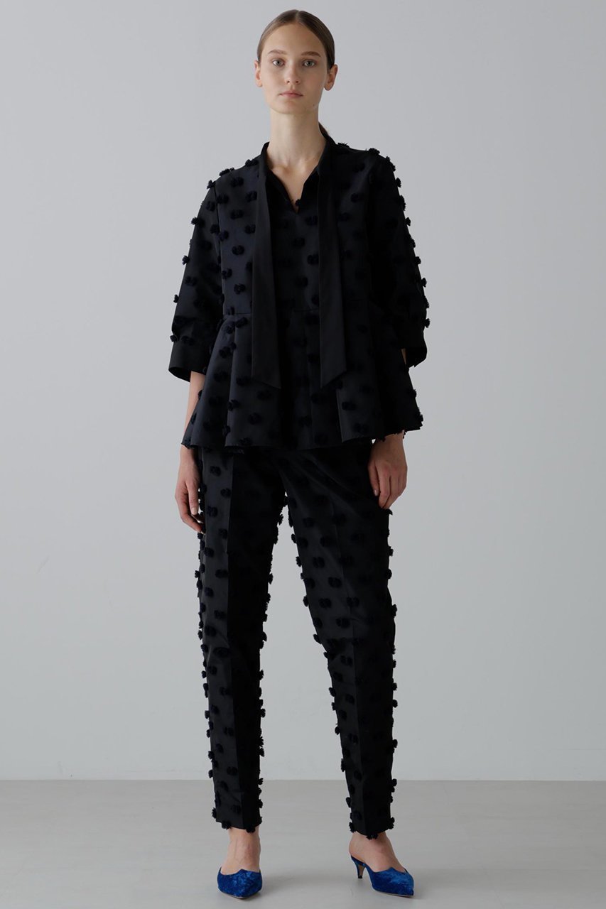 【アドーア/ADORE】のラビットテールジャガードパンツ 人気、トレンドファッション・服の通販 founy(ファニー) 　ファッション　Fashion　レディースファッション　Fashion for Women　パンツ　Pants & Trousers　シャンブレー　Chambray, Denim-Like Fabric　ジャカード／ジャガード　Jacquard, Woven Pattern　タフタ　Taffeta, Structured Fabric　モチーフ　Motif, Design Theme　other-2|ID: prp329100004630184 ipo3291000000033299882