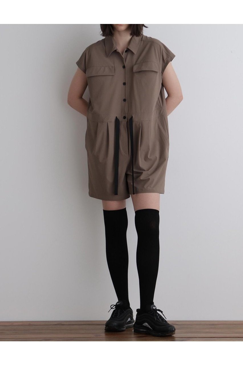 【ル フィル/LE PHIL】の《LE PHIL SPORTS》ナイロンショートパンツコンビネゾン 人気、トレンドファッション・服の通販 founy(ファニー) 　ファッション　Fashion　レディースファッション　Fashion for Women　パンツ　Pants & Trousers　ショートパンツ・ハーフパンツ　High-Waisted & Relaxed Shorts　スタンダード　Standard, Basic　メッシュ　Mesh, Net Fabric　ヨーク　Yoke, Yoke Design　新作・新入荷　New Arrivals / New In　other-2|ID: prp329100004630192 ipo3291000000033299944